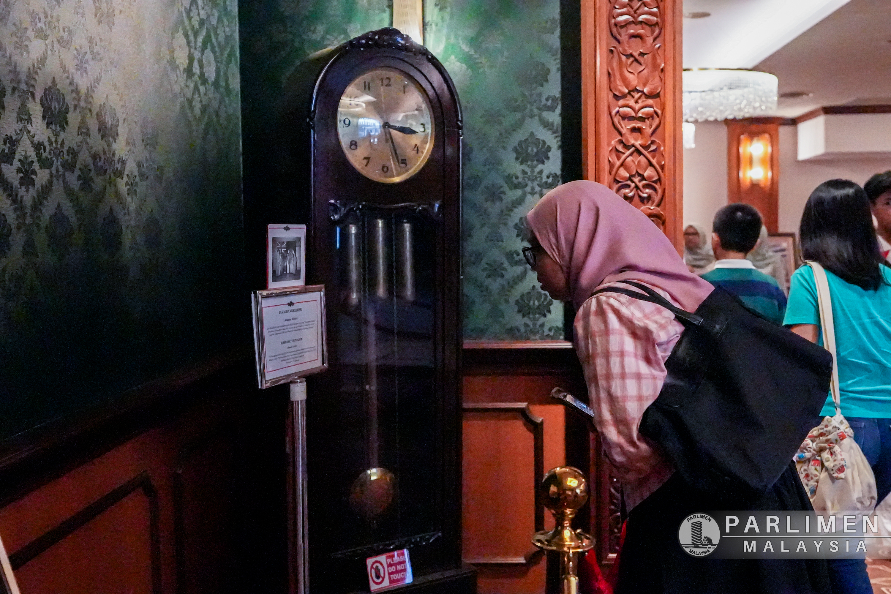 KEUNGGULAN 67 TAHUN MENONJOLKAN KOMITMEN…