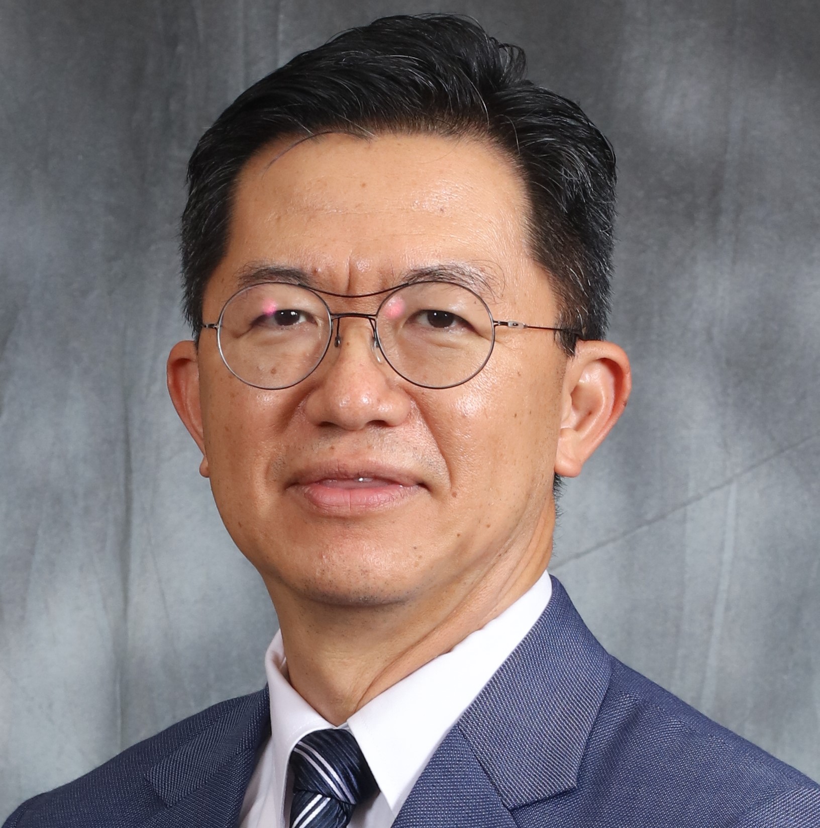 Photo - Robert Lau Hui Yew, YB Senator Tuan