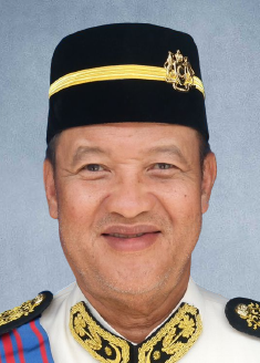 Photo - Mohamad Fatmi Bin Hj. Che Salleh, YB Senator Tan Sri Hj.