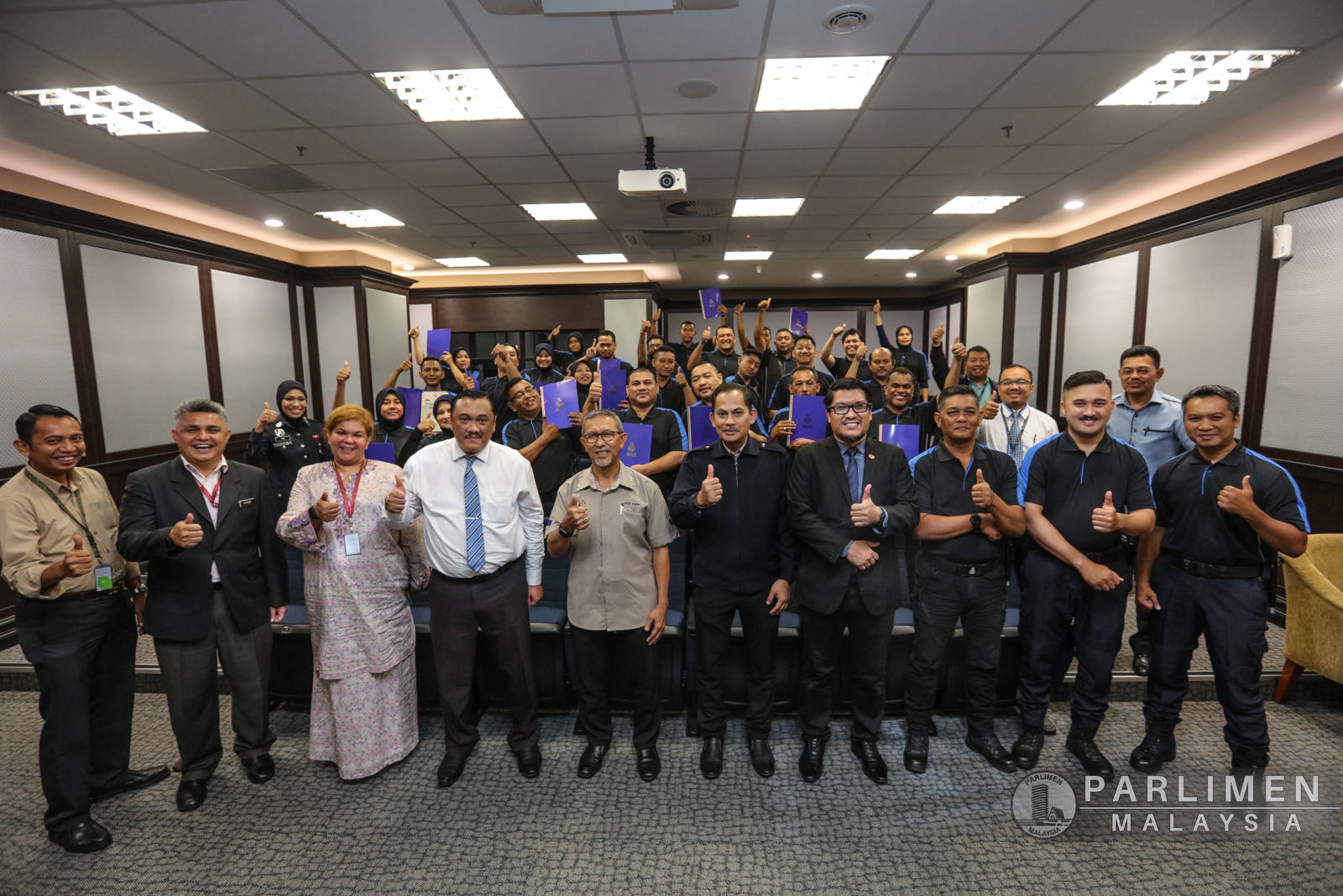 kursus-defensif-t-baton-anggota-keselamatan---bahagian-keselamatan-parlimen-malaysia-siri-2/2022